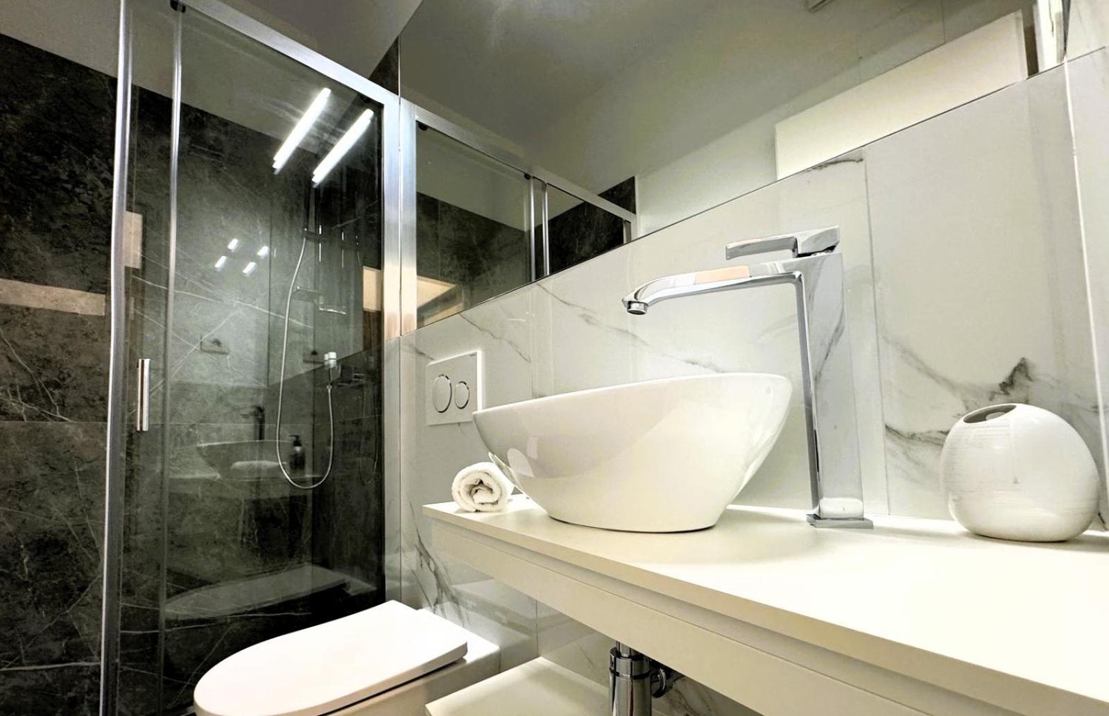 Apartments & Rooms Artemus Belveder Koper Bagian luar foto