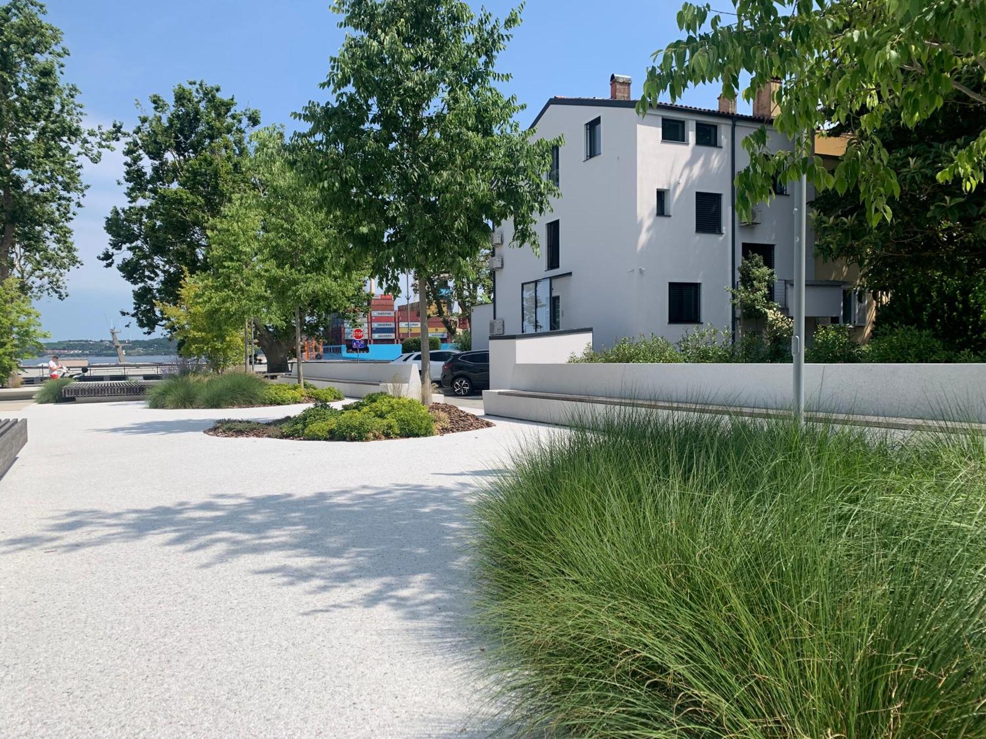 Apartments & Rooms Artemus Belveder Koper Bagian luar foto