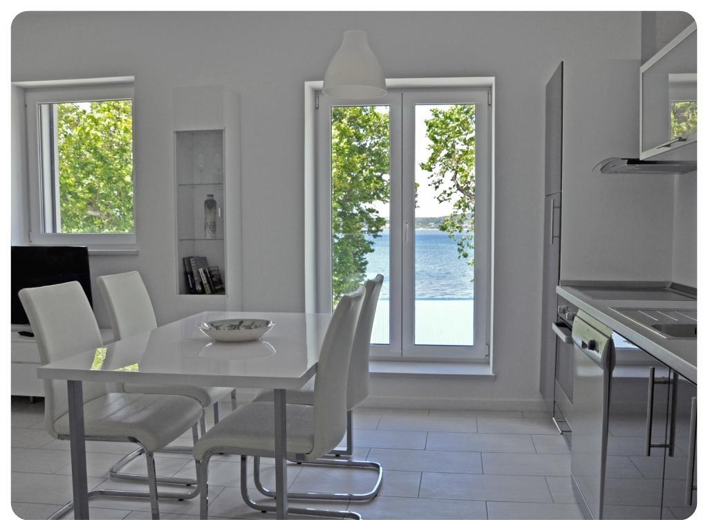 Apartments & Rooms Artemus Belveder Koper Bagian luar foto
